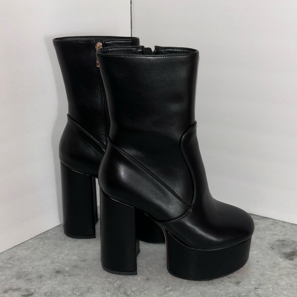 LAMODA Dark Wild Nature Platform Boots